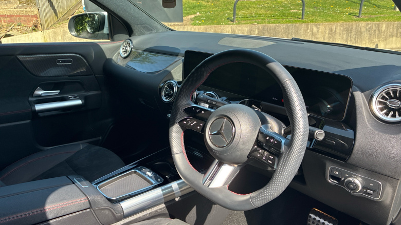 Mercedes-Benz GLA 220d 4Matic AMG Line Executive 5dr Auto Diesel Hatchback